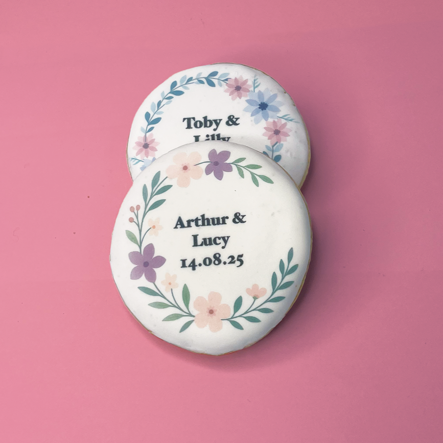 Personalised Circle Wedding Biscuits