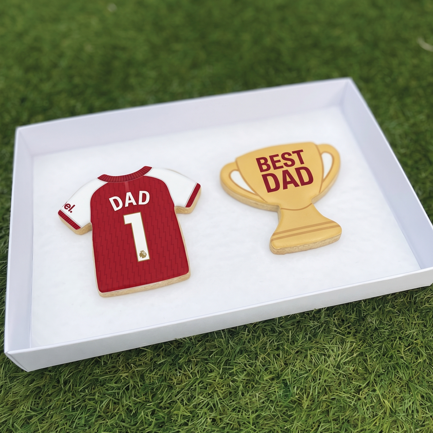 Arsenal football shirt Father's Day Biscuits
