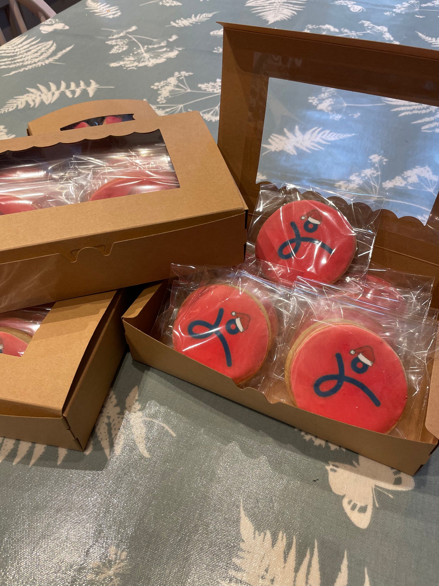 Branded Circle Biscuits - 6.5cm or 8cm