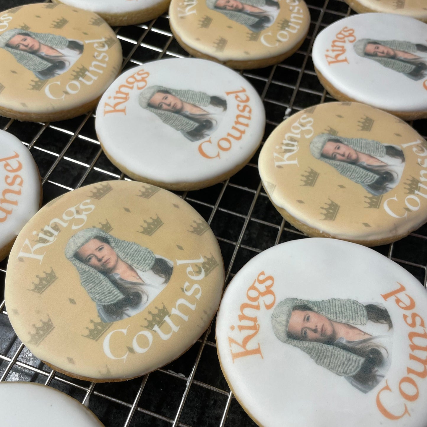 Branded Circle Biscuits | Personalise With Your Image